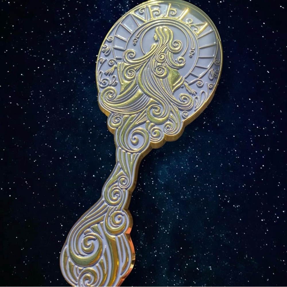 RARE Harry Potter Hand Mirror Gold Universal Studios Epic Universe
